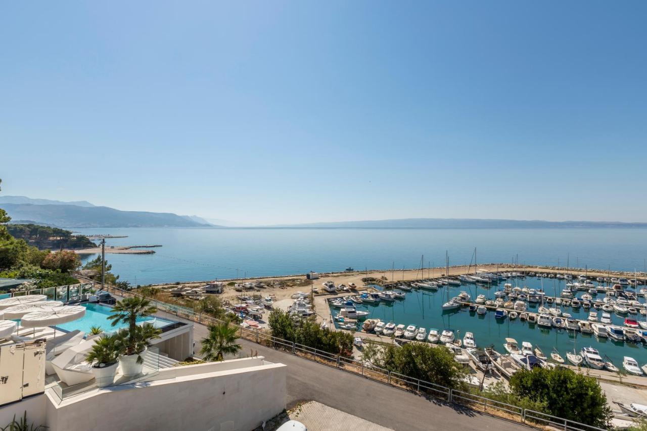 Appartamento Seaside Penthouse With Hot Tub Sky Living Spalato Esterno foto