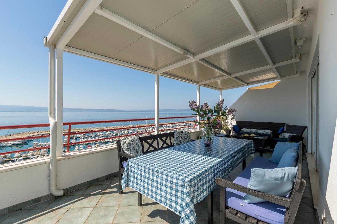 Appartamento Seaside Penthouse With Hot Tub Sky Living Spalato Esterno foto